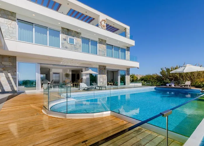 Palace Of Mediterranean Beachfront *