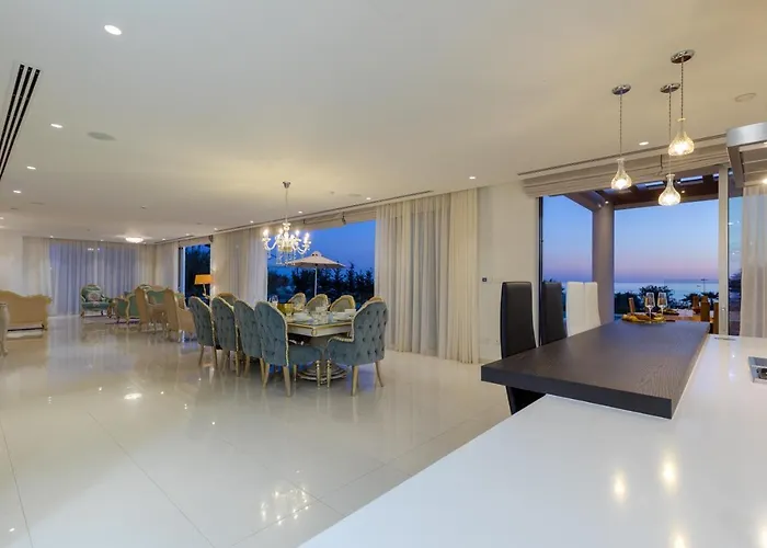 Villa Palace Of Mediterranean Beachfront *