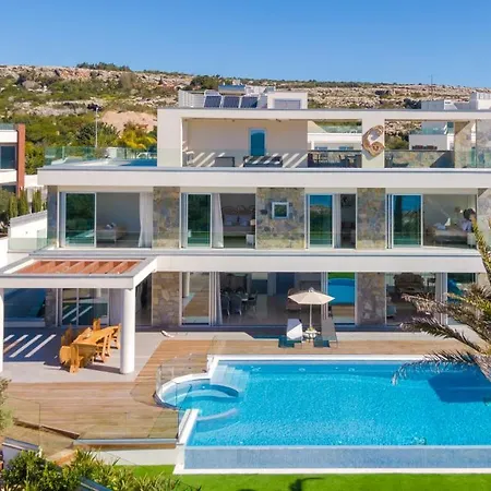 Willa Palace Of Mediterranean Beachfront *