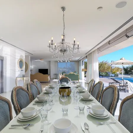 Willa Palace Of Mediterranean Beachfront Ajia Napa