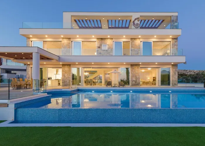 Palace Of Mediterranean Beachfront Villa Agia Napa