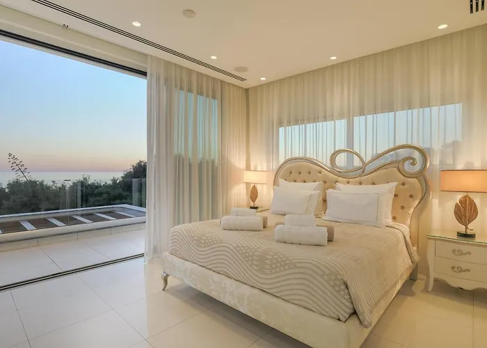 Villa Palace Of Mediterranean Beachfront
